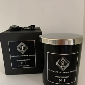 Luxury Scented Candle - 260g Signature Scent No.1